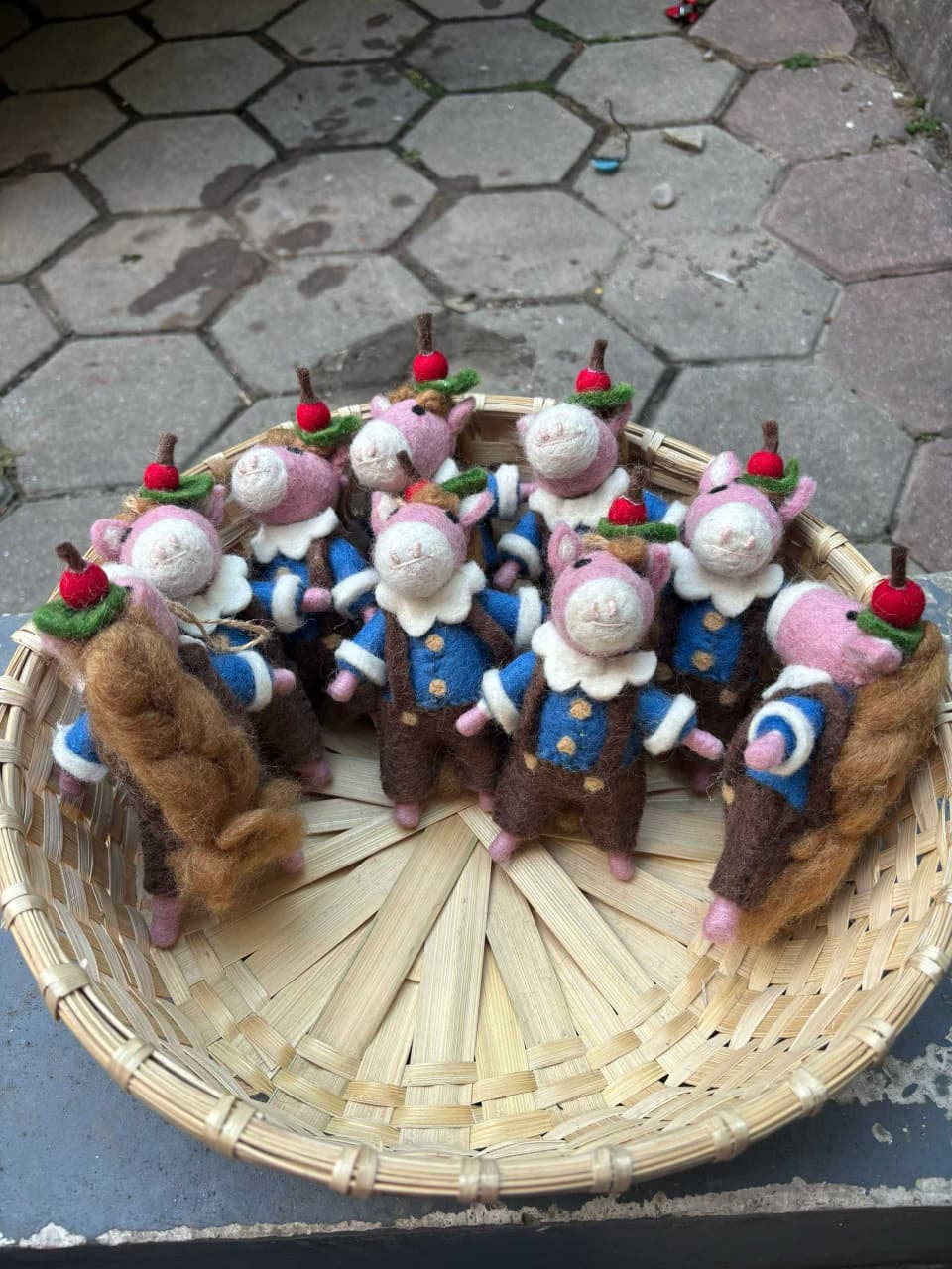 🐭 Pink & Pearl Mice