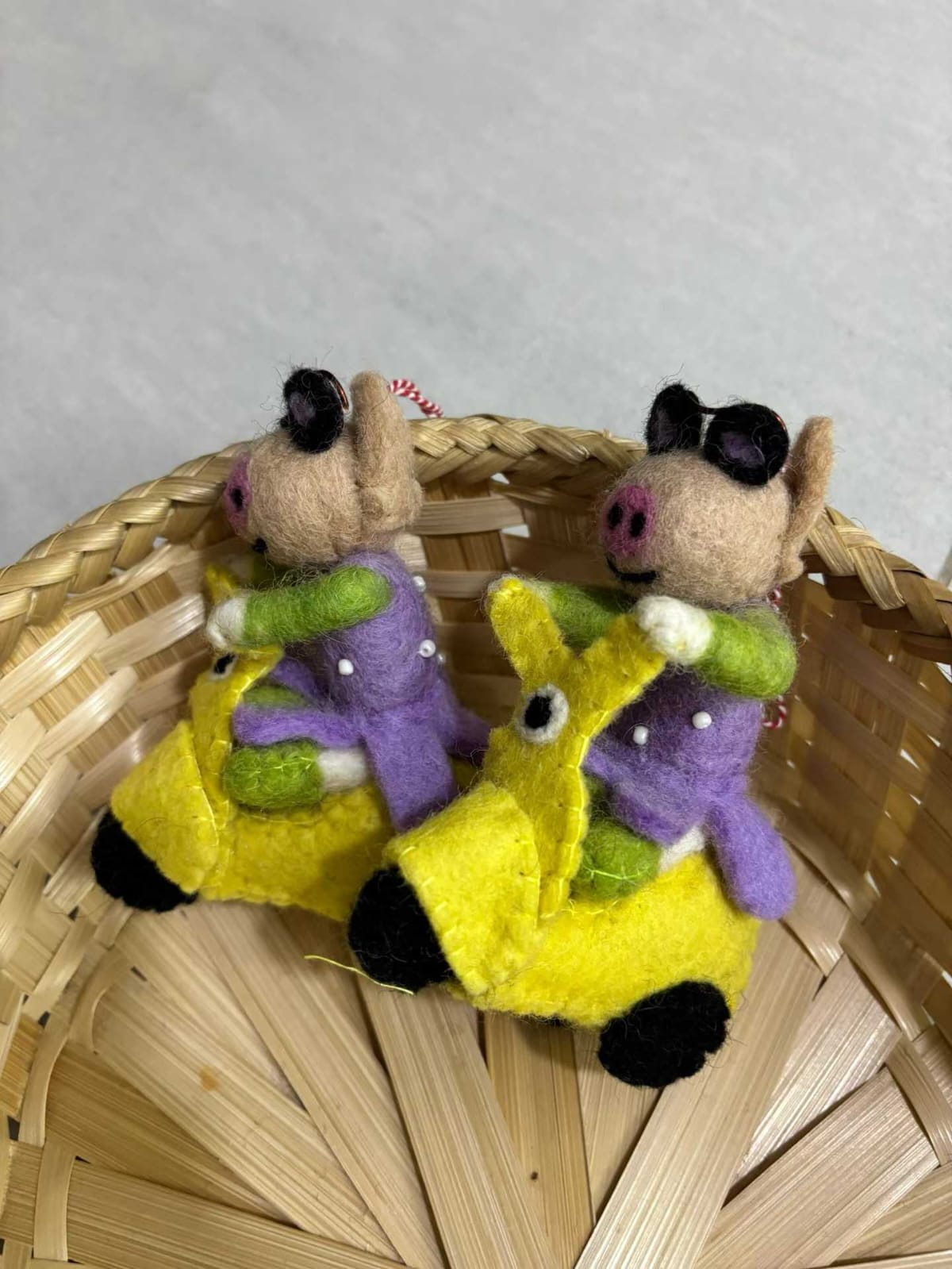 🛵 Mousey Scooter Bros